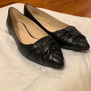 Nine West Women's Leather Ballet Flat, Black, size 7M, only worn once